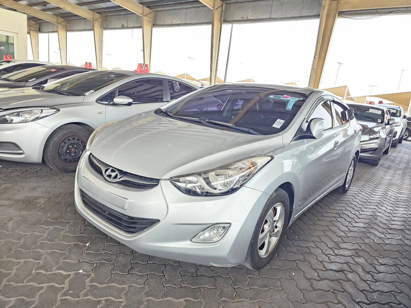 2012 HYUNDAI AVANTE — 167550 KM — Lot 321968 — Souq - Marhaba Auctions Used Cars - Image 5
