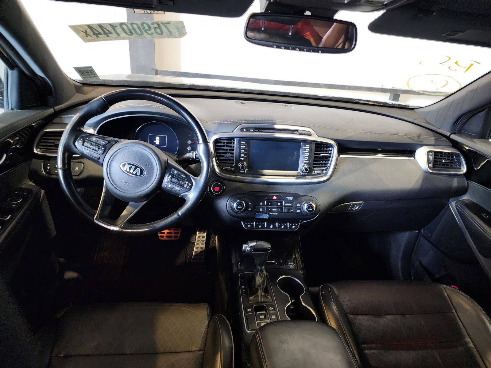 2018 KIA SORENTO — 74206 Miles — Lot 76900144 — Al Quoz - Marhaba Auctions Used Cars - Image 8