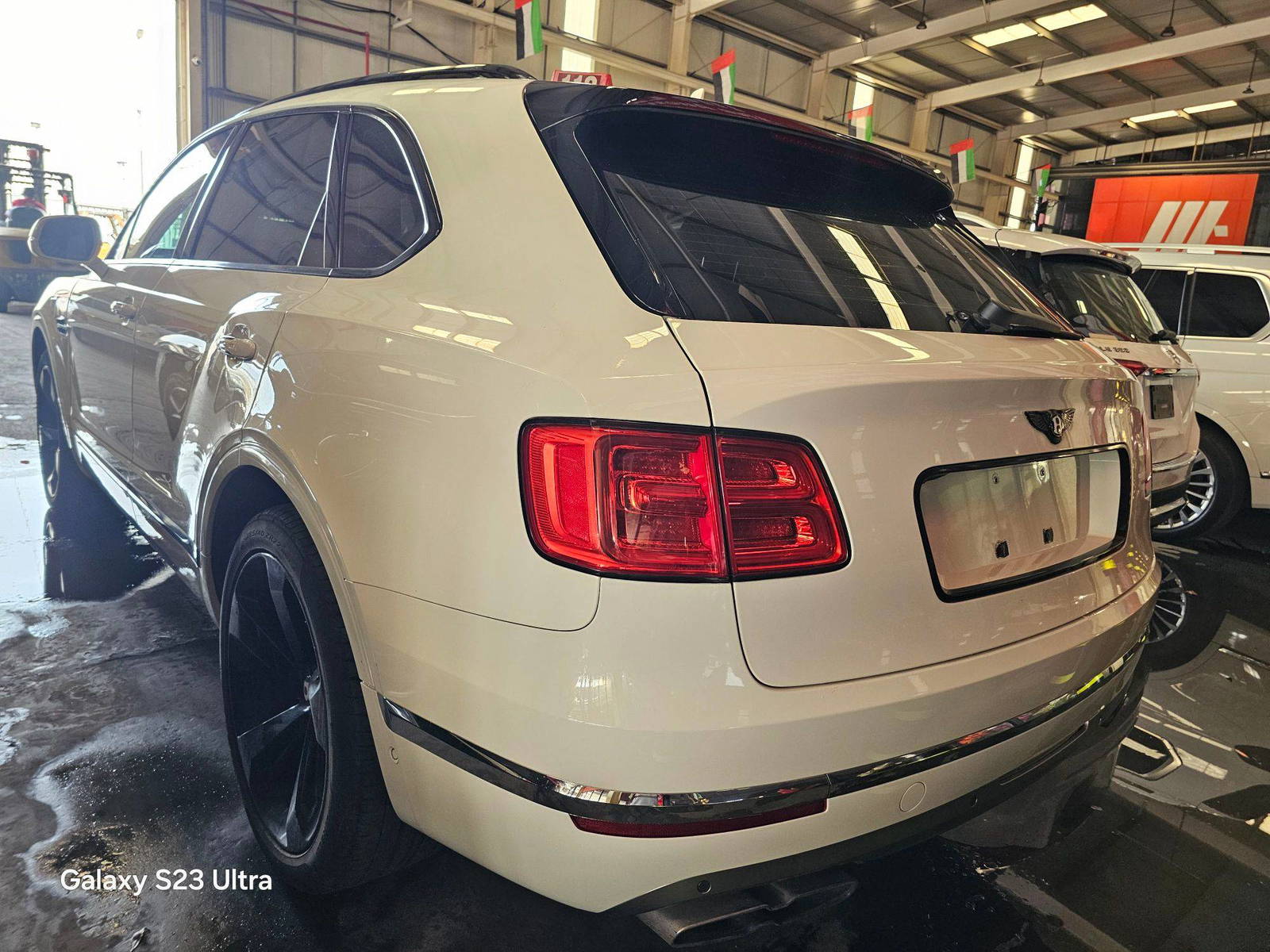 BENTLEY BENTAYGA 2019 - Marhaba Auction Used Cars - Image 6