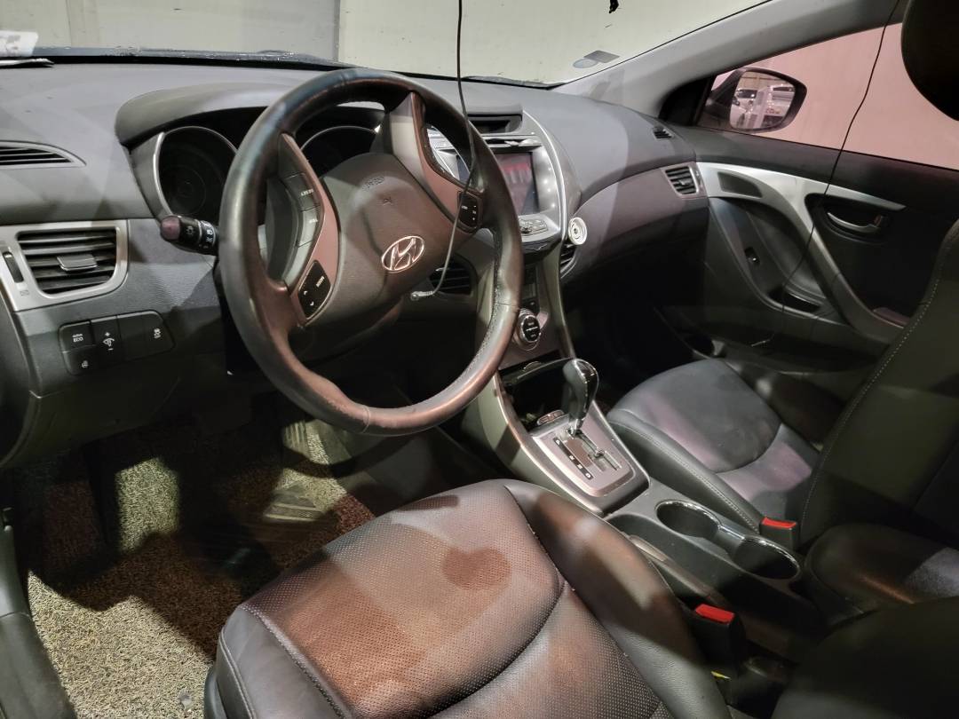 2014 HYUNDAI AVANTE — 131875 KM — Lot 930090 — Main - Marhaba Auctions Used Cars - Image 8