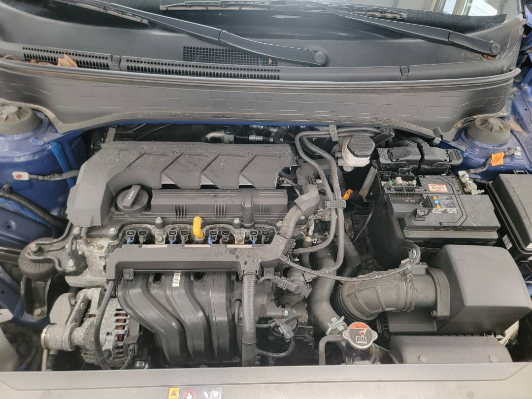 2021 HYUNDAI VENUE SEL — 65733 Miles — Lot 74764703 - Marhaba Auctions Used Cars - Image 9