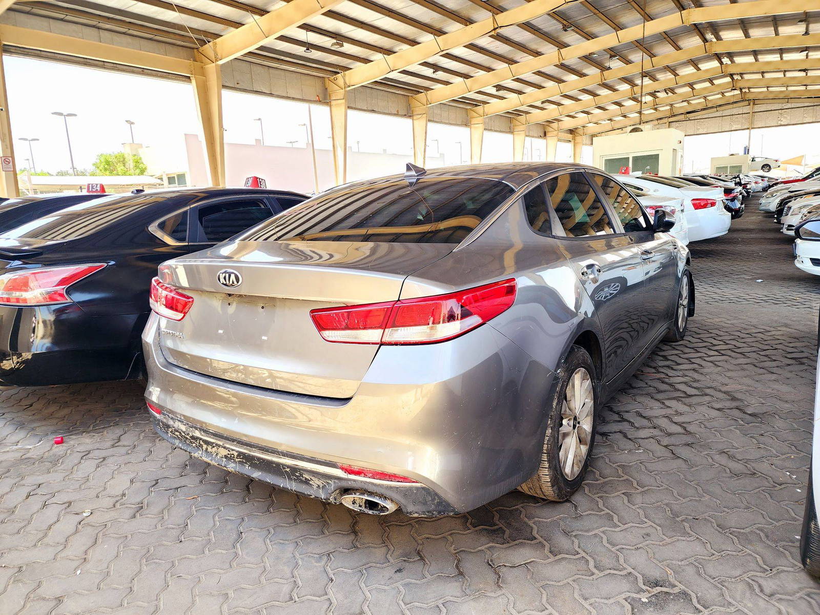 2017 KIA OPTIMA — 175028 Miles — Lot 41673312 — Souq - Marhaba Auctions Used Cars - Image 3