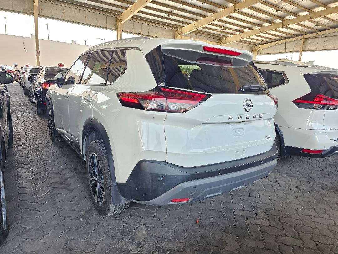 NISSAN ROGUE