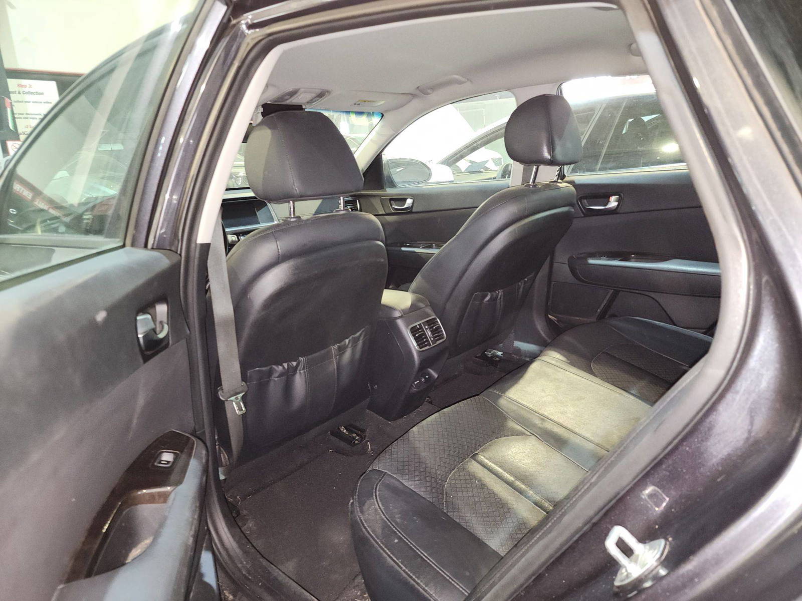 2018 KIA OPTIMA — 173560 Miles — Lot 49215305 — Al Quoz - Marhaba Auctions Used Cars - Image 7