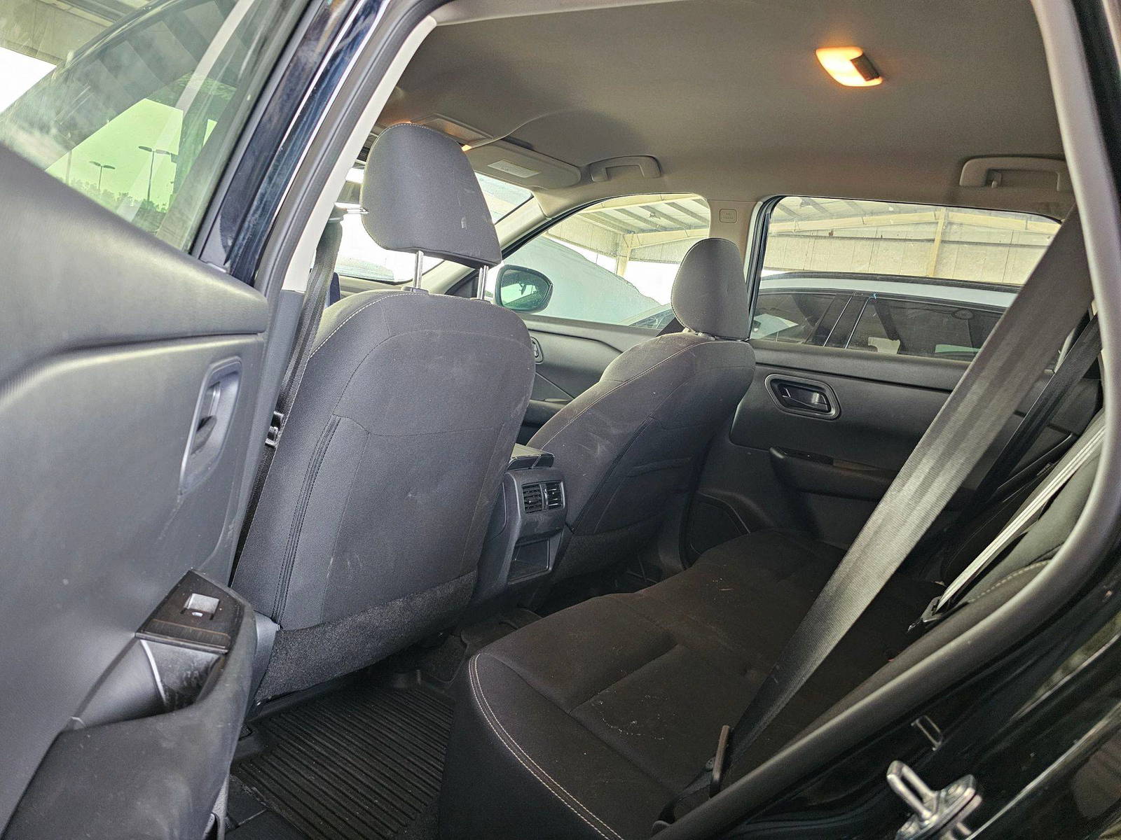 NISSAN ROGUE 2024 - Marhaba Auction Used Cars - Image 5