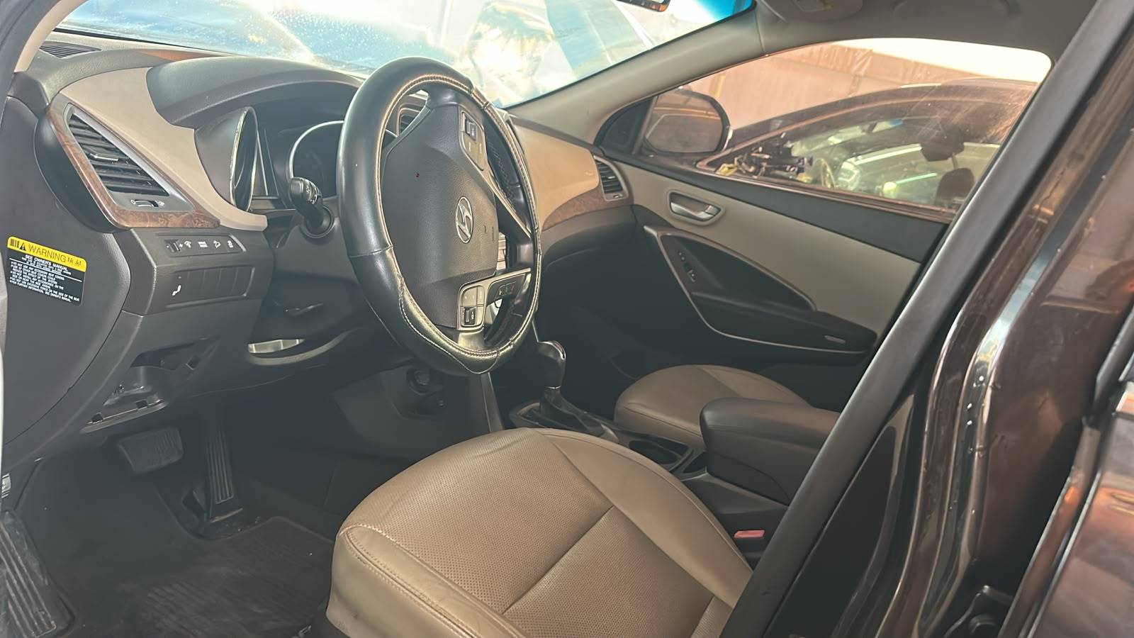 2017 HYUNDAI SANTA FE — 135649 Miles — Lot HU221702 — Souq - Marhaba Auctions Used Cars - Image 7