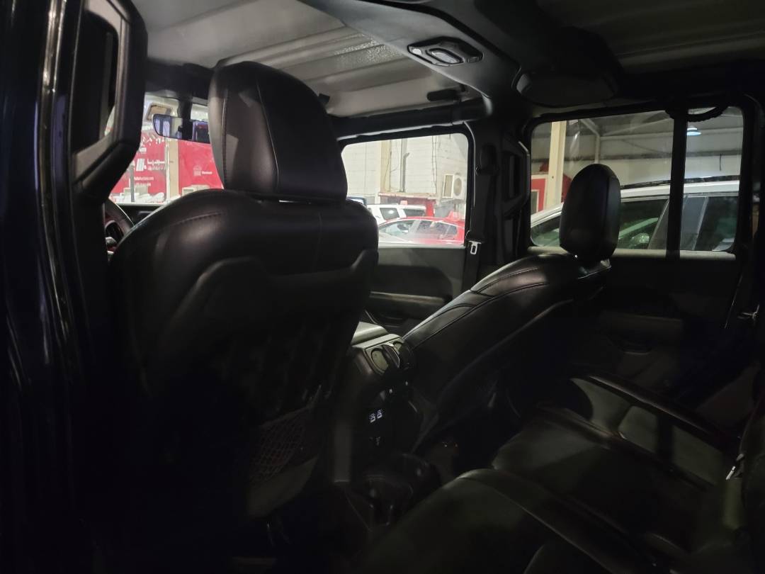 2020 JEEP GLADIATOR — 75665 KM — Lot L146002 — Main - Marhaba Auctions Used Cars - Image 10