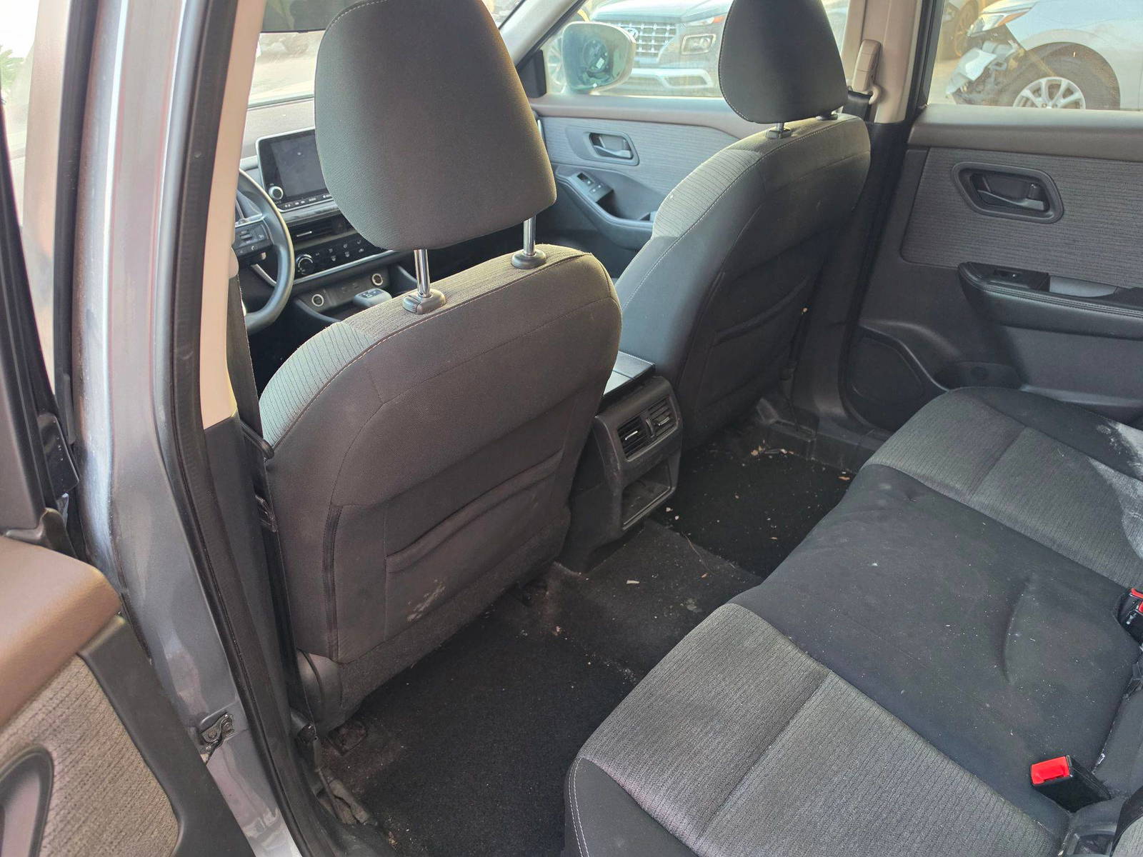 NISSAN ROGUE 2021 - Marhaba Auction Used Cars - Image 11