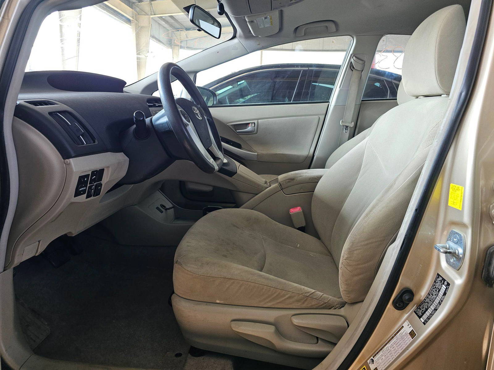 2011 TOYOTA PRIUS — 153598 Miles — Lot 1B0258166 — Souq - Marhaba Auctions Used Cars - Image 9