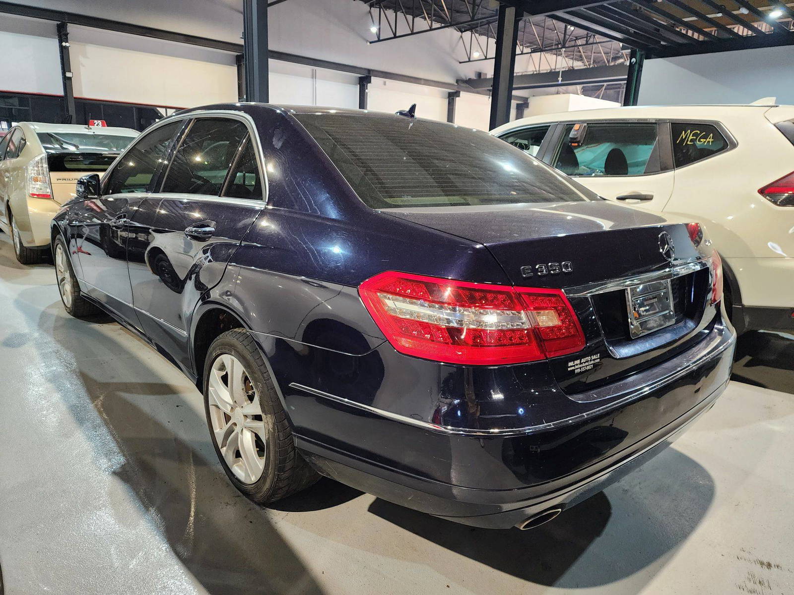 2010 MERCEDES BENZ E 350 — 162675 Miles — Lot 59971064 — Al Quoz - Marhaba Auctions Used Cars - Image 4