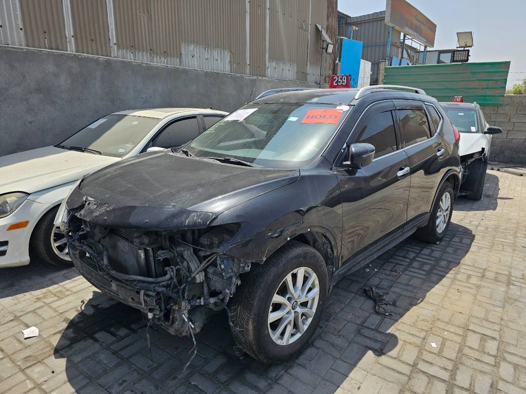 2017 NISSAN ROGUE — 197000 KM — Lot 12262487 — Main - Marhaba Auctions Used Cars - Image 3