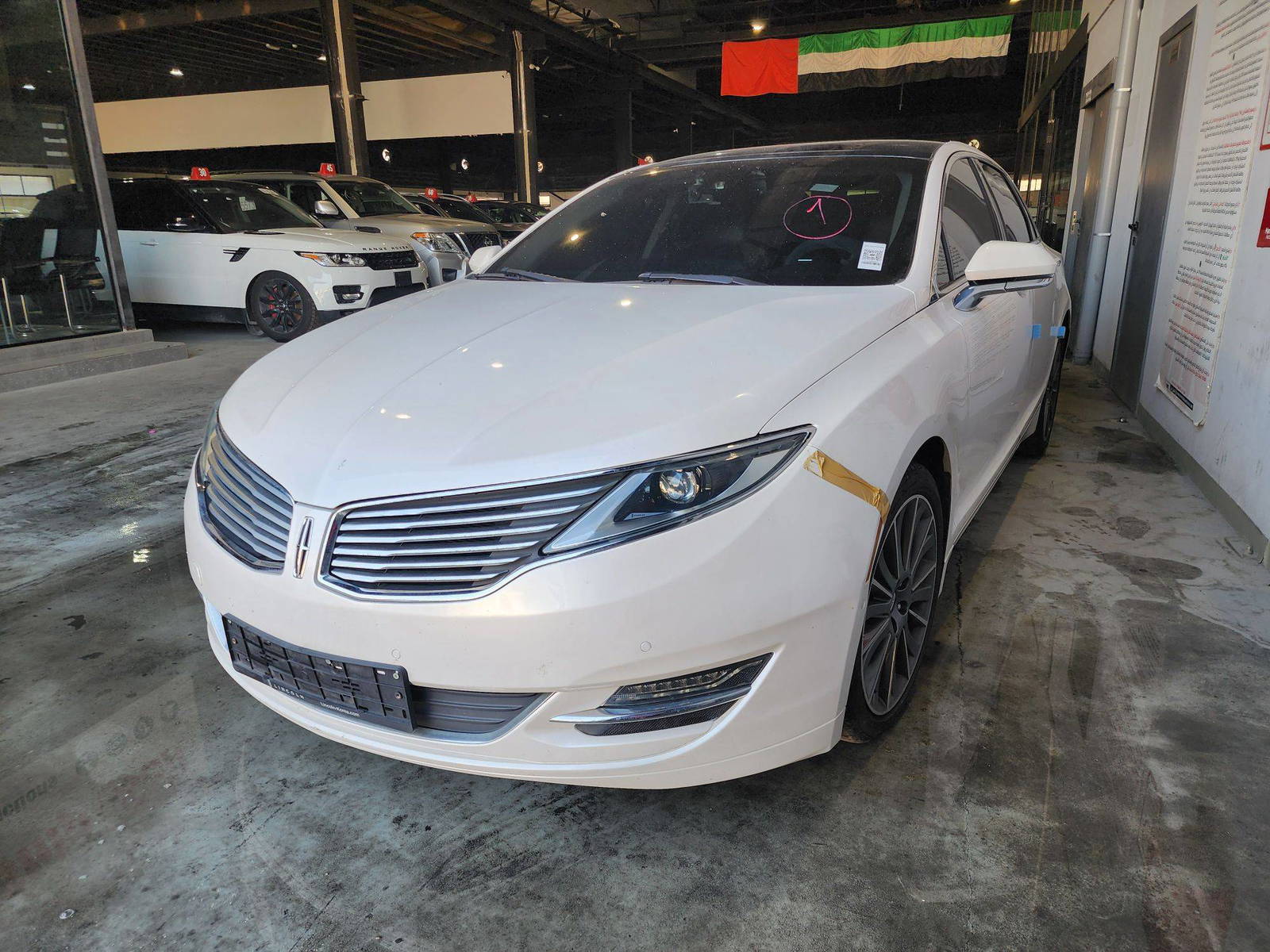 2015 LINCOLN MKZ — 140729 KM — Lot 5678 — Souq - Marhaba Auctions Used Cars - Image 6