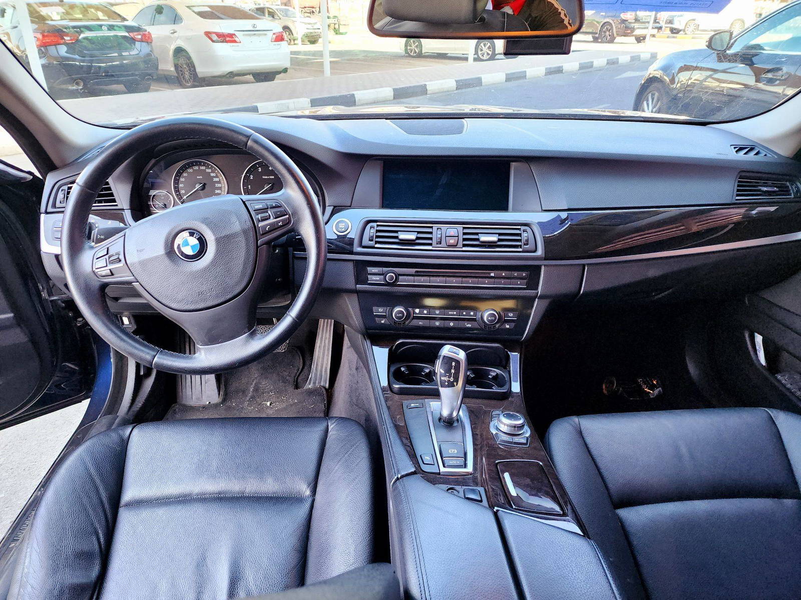 2011 BMW 528i — 200081 KM — Lot BC853877 — Souq - Marhaba Auctions Used Cars - Image 7