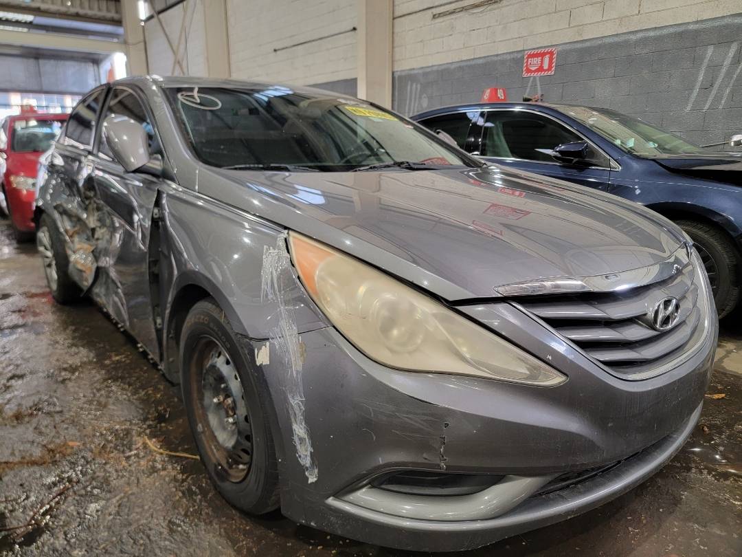 2011 HYUNDAI SONATA — 193438 Miles — Lot H080523 — Main - Marhaba Auctions Used Cars - Image 3