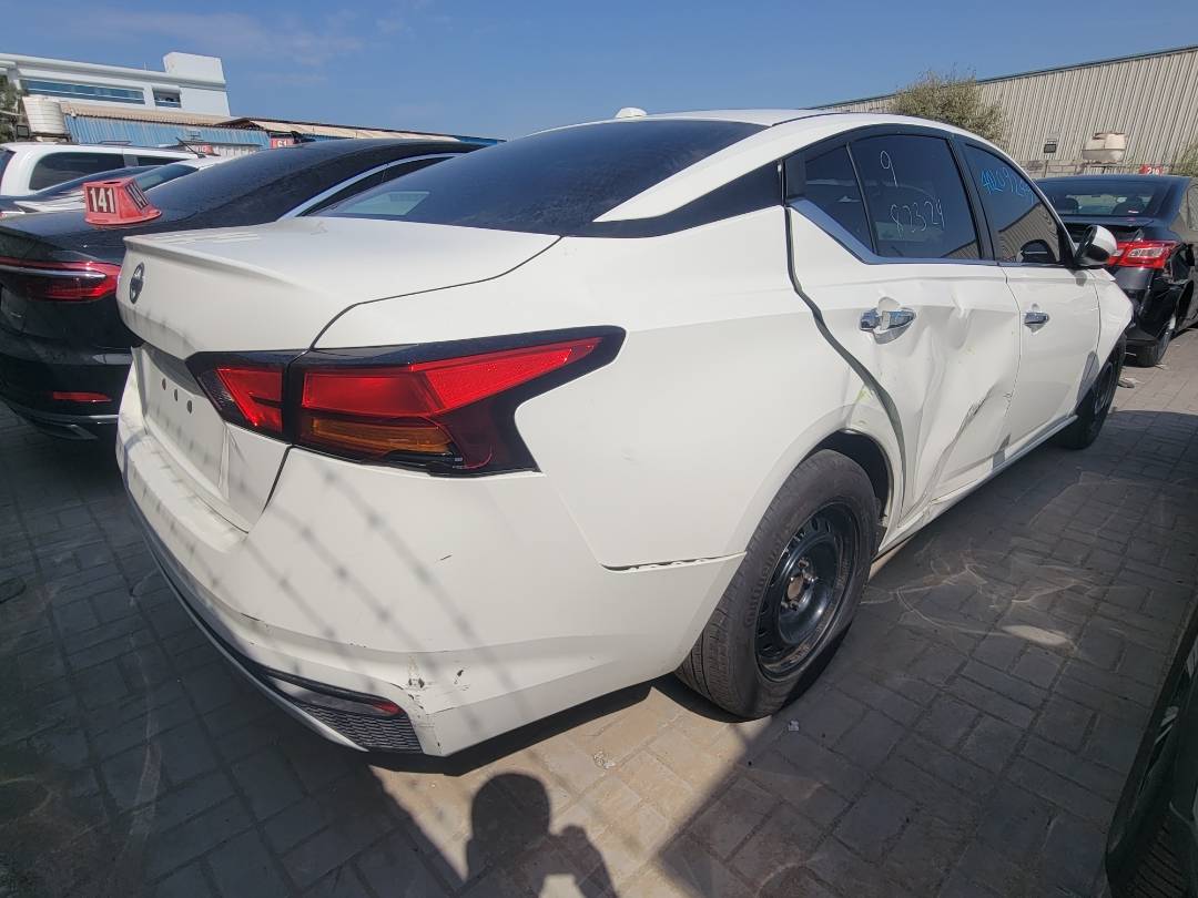 2019 NISSAN ALTIMA — 110435 Miles — Lot C203564 — Main - Marhaba Auctions Used Cars - Image 3