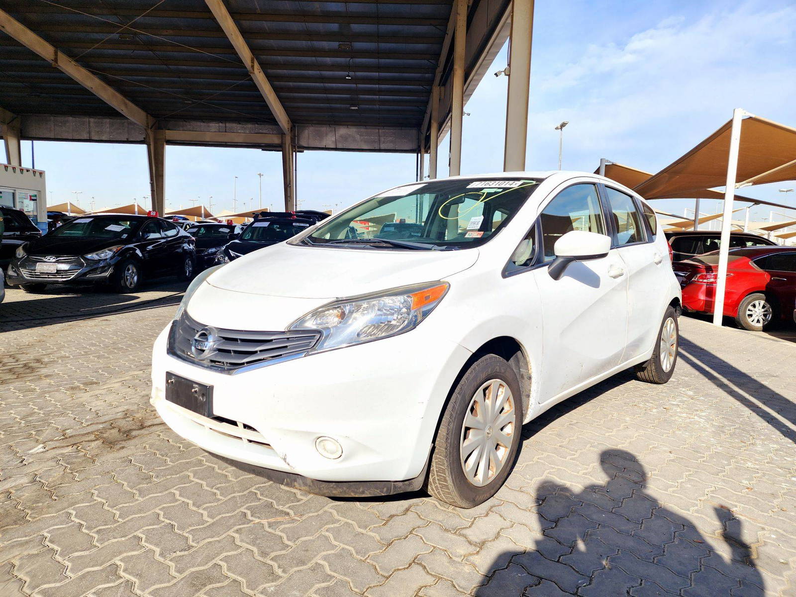 2016 NISSAN VERSA NOTE — 159796 Miles — Lot 71631014 — Souq - Marhaba Auctions Used Cars - Image 5
