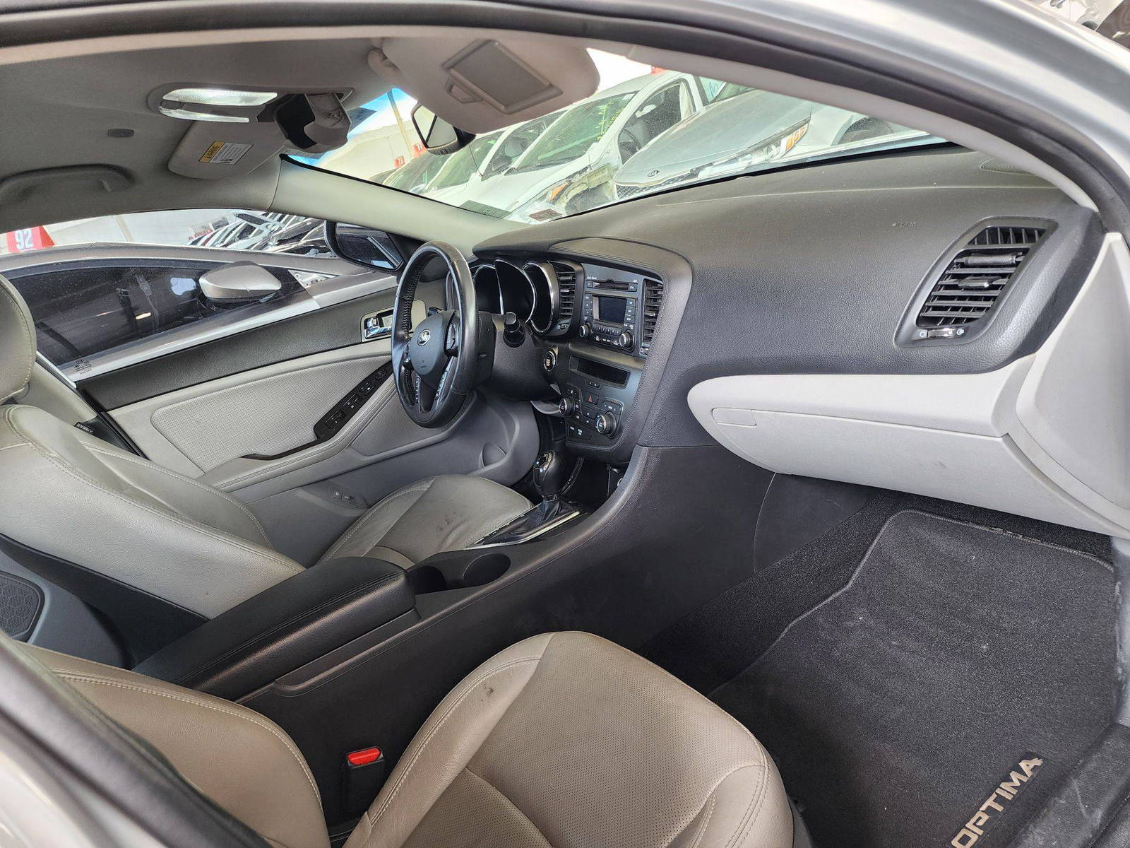 2013 KIA OPTIMA — 184735 Miles — Lot 43419 — Souq - Marhaba Auctions Used Cars - Image 7