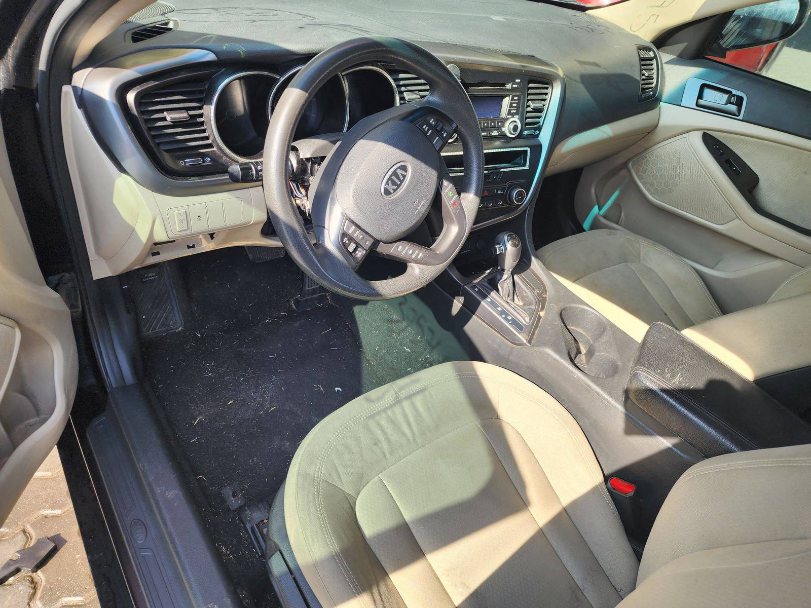 2011 KIA OPTIMA — 192472 Miles — Lot 37576684 - Marhaba Auctions Used Cars - Image 8