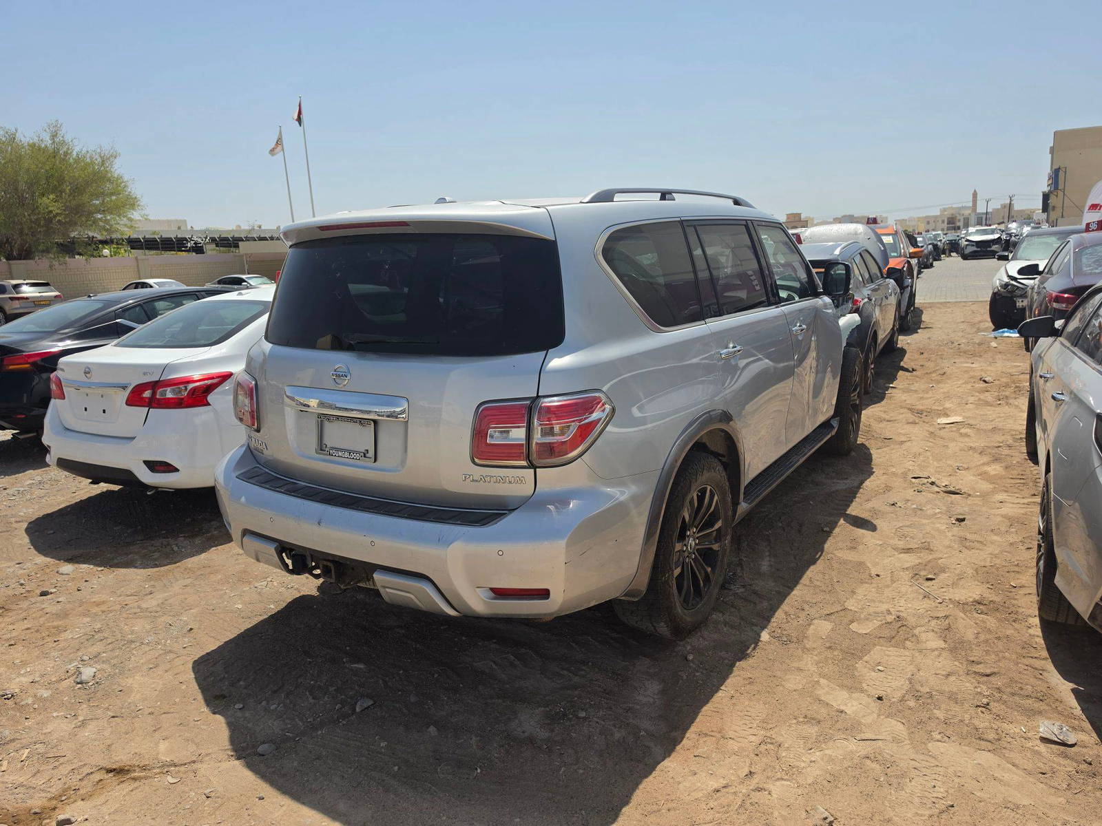 NISSAN ARMADA 2017 - Marhaba Auction Used Cars - Image 4
