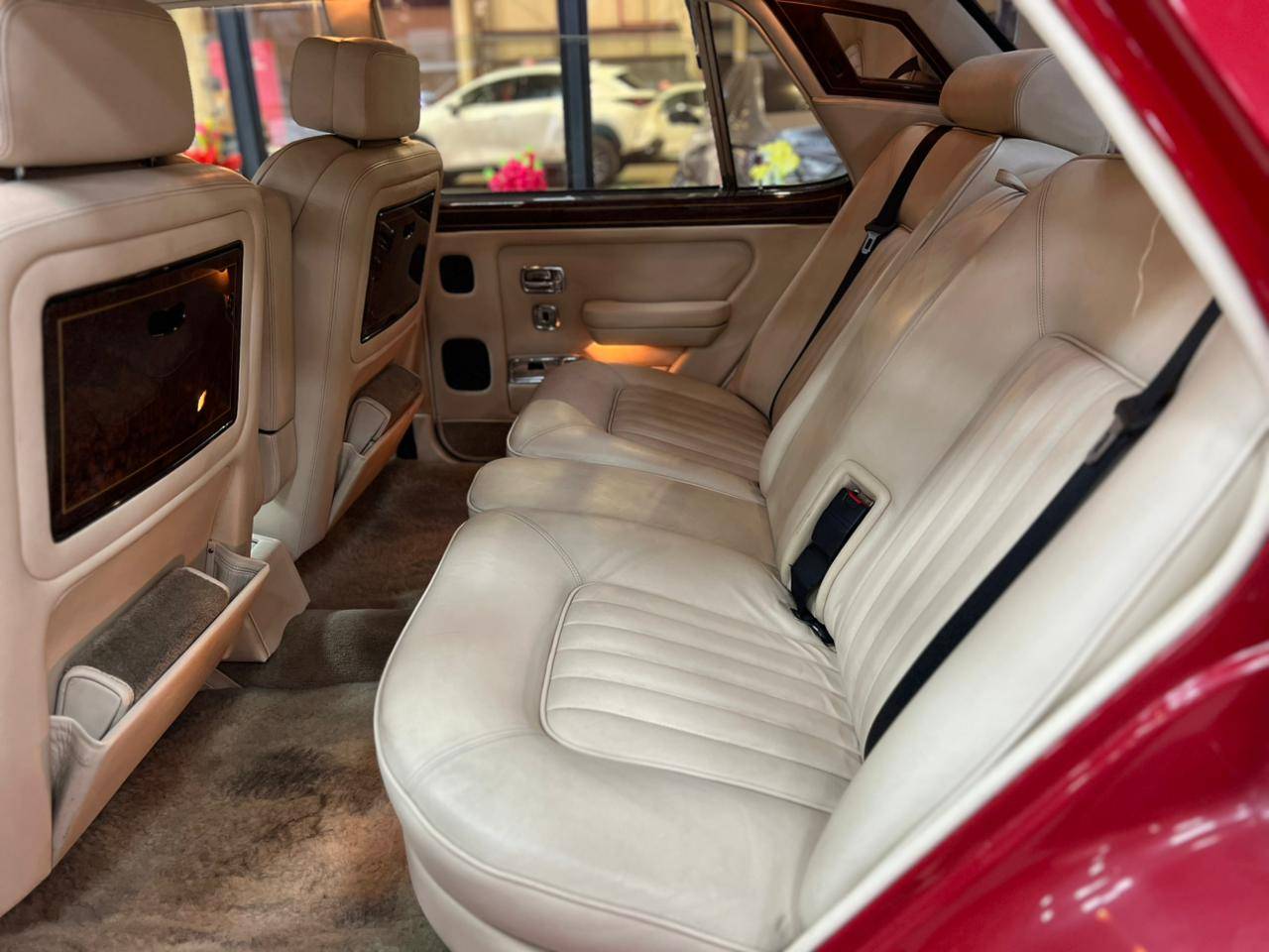 ROLLS ROYCE Silver Spur 1988 - Marhaba Auction Used Cars - Image 12