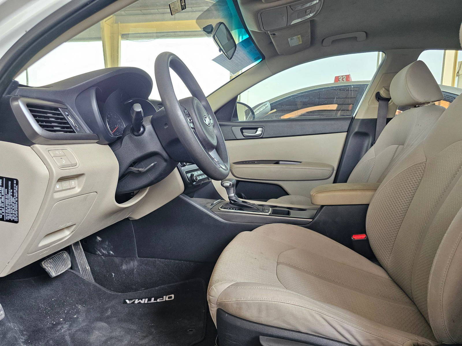 2018 KIA OPTIMA — 95475 Miles — Lot J5216145 — Souq - Marhaba Auctions Used Cars - Image 8
