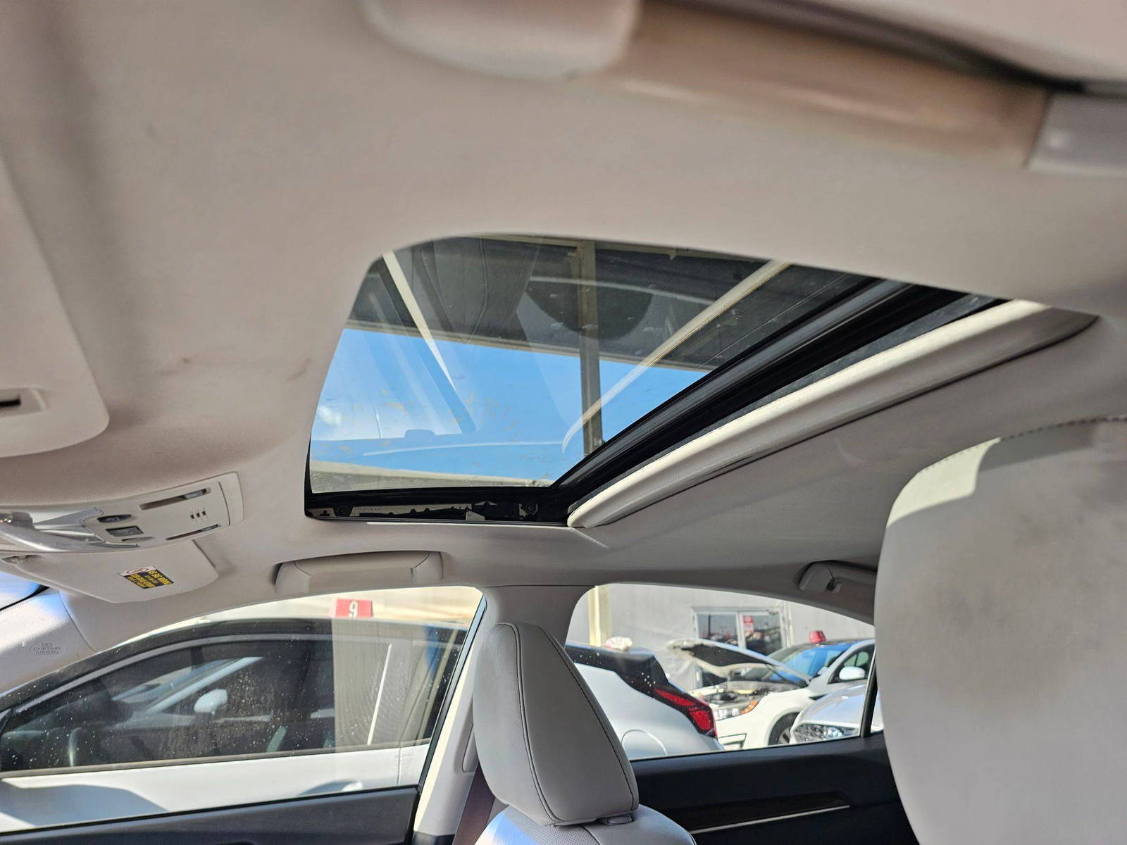 LEXUS ES 350 2015 - Marhaba Auction Used Cars - Image 7