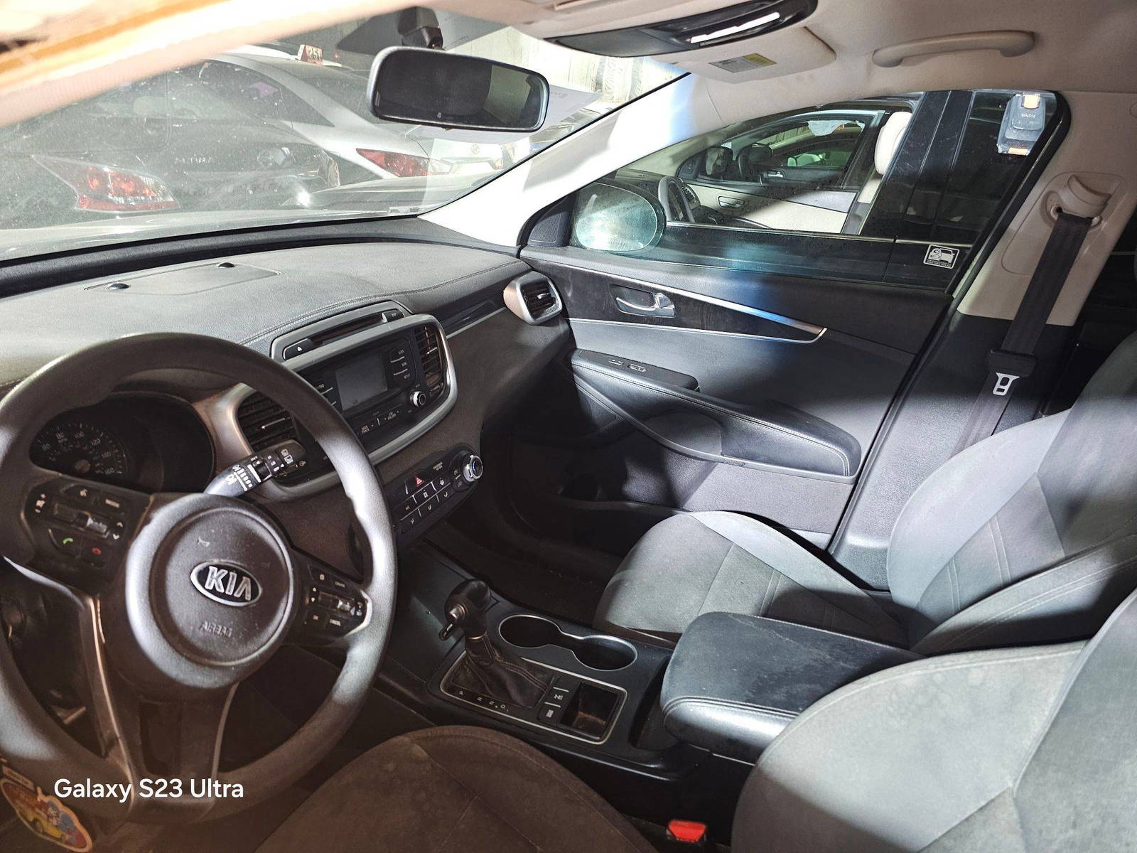 KIA SORENTO 2017 - Marhaba Auction Used Cars - Image 7