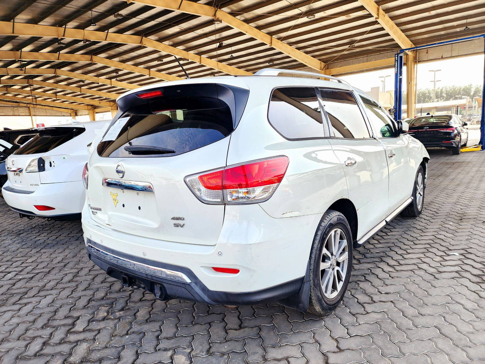 2013 NISSAN PATHFINDER — 162219 Miles — Lot 76480654 — Souq - Marhaba Auctions Used Cars - Image 3