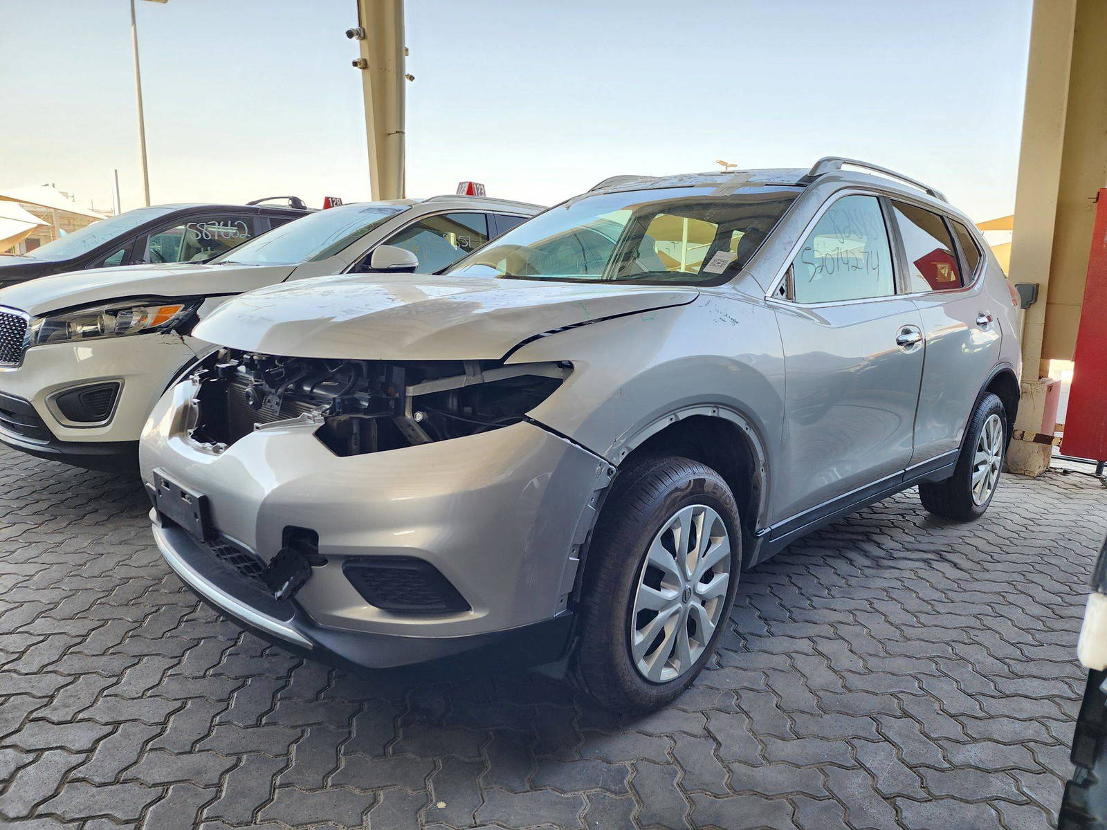 2016 NISSAN ROGUE — 131469 Miles — Lot 25434 — Souq - Marhaba Auctions Used Cars - Image 4