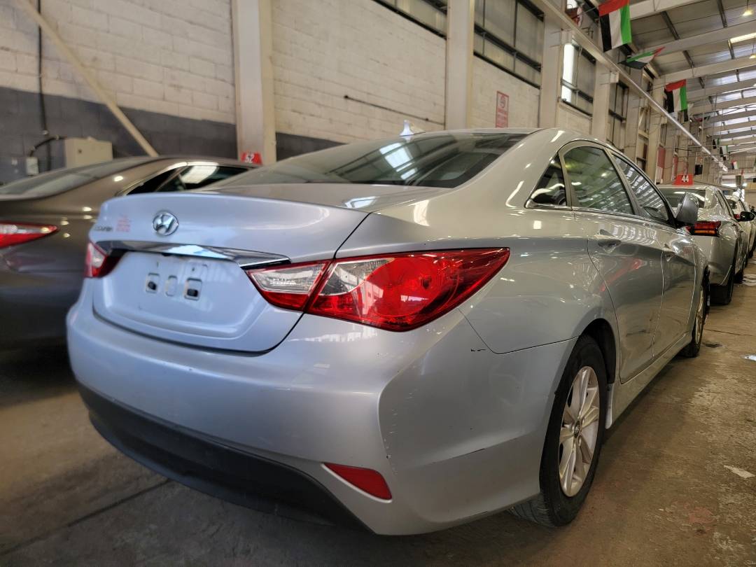 2014 HYUNDAI SONATA — 204552 Miles — Lot 39694958 — Main - Marhaba Auctions Used Cars - Image 3