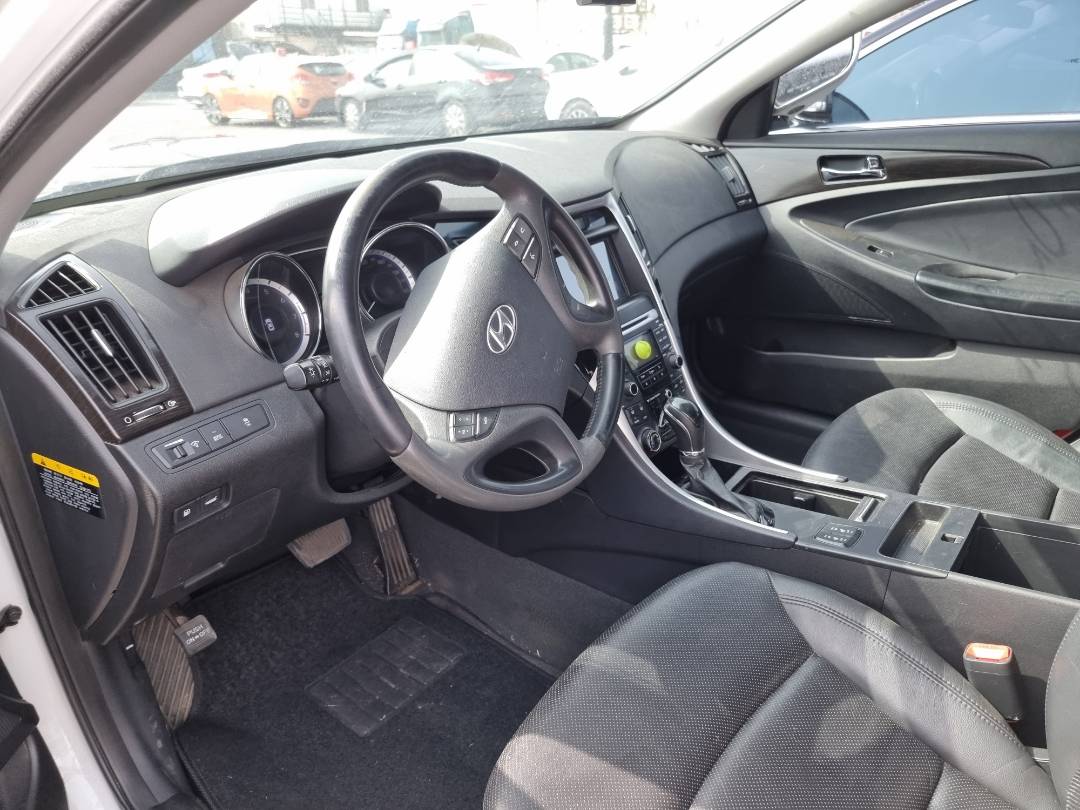 HYUNDAI SONATA 2012 - Marhaba Auction Used Cars - Image 6