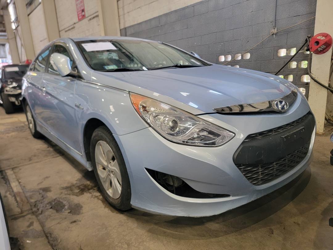 2013 HYUNDAI SONATA — 172386 Miles — Lot 37934903 — Main - Marhaba Auctions Used Cars - Image 5