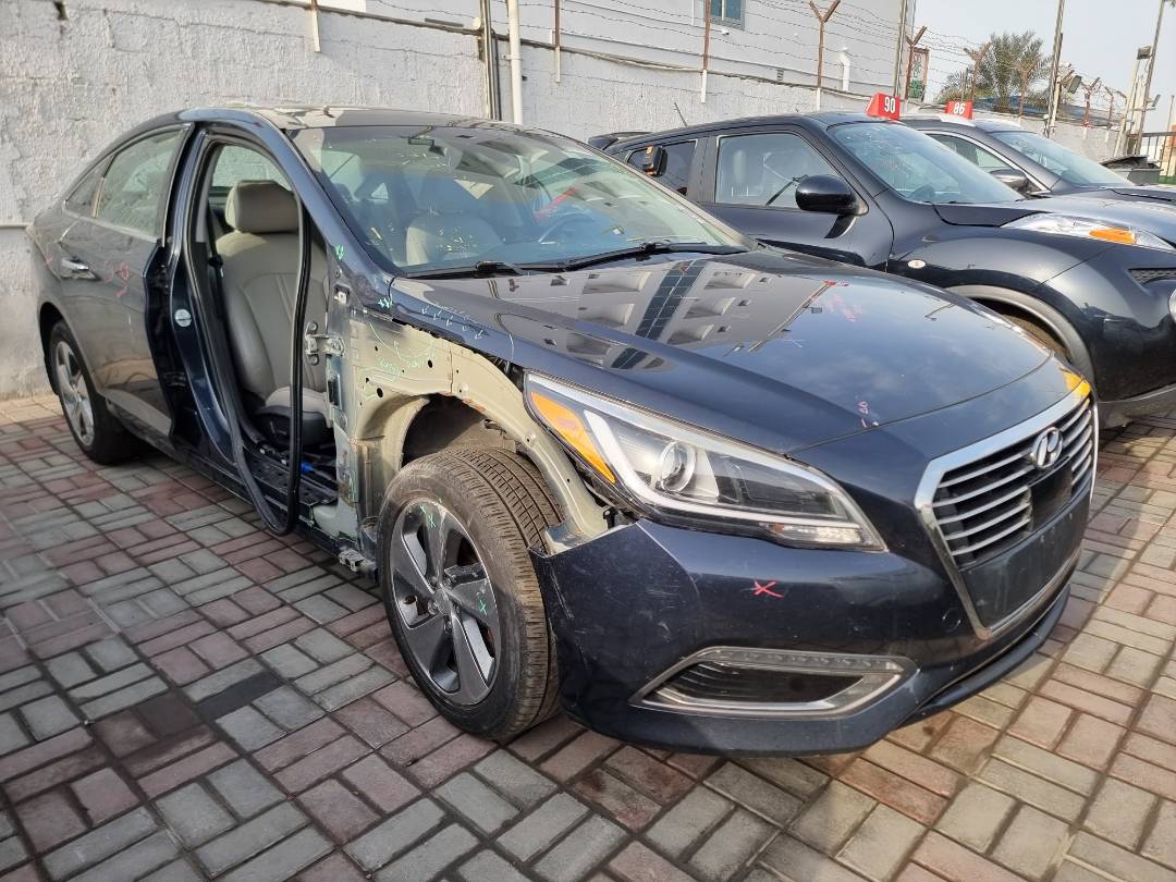 2017 HYUNDAI SONATA — 97163 KM — Lot 125478 — Ind. 12 - Marhaba Auctions Used Cars - Image 3
