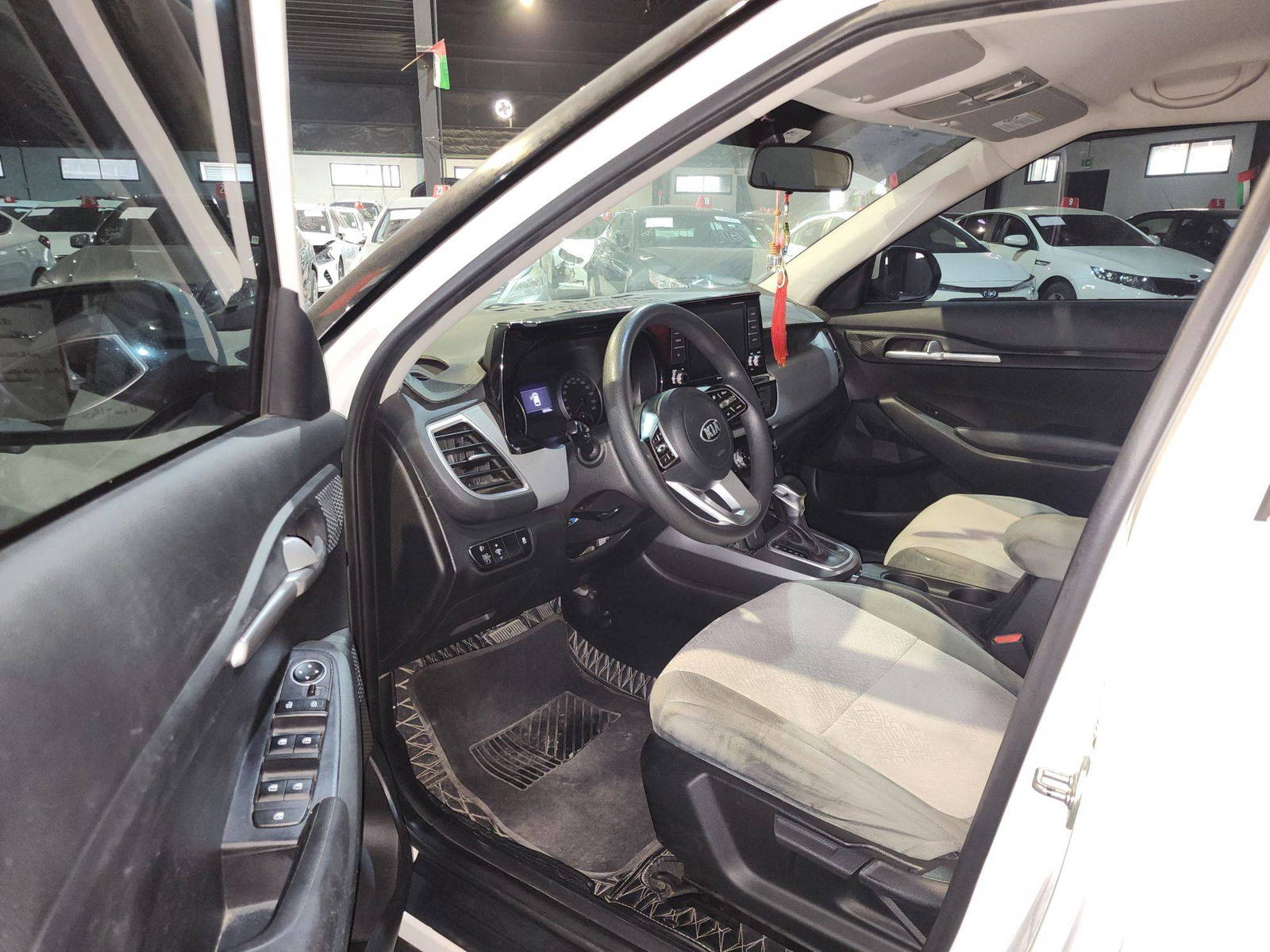 2020 KIA SELTOS — 133506 KM — Lot 113200 — Al Quoz - Marhaba Auctions Used Cars - Image 11