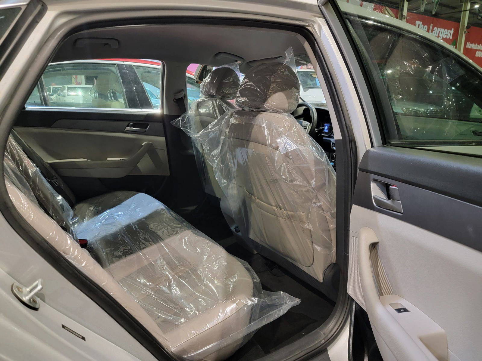 HYUNDAI SONATA 2019 - Marhaba Auction Used Cars - Image 6