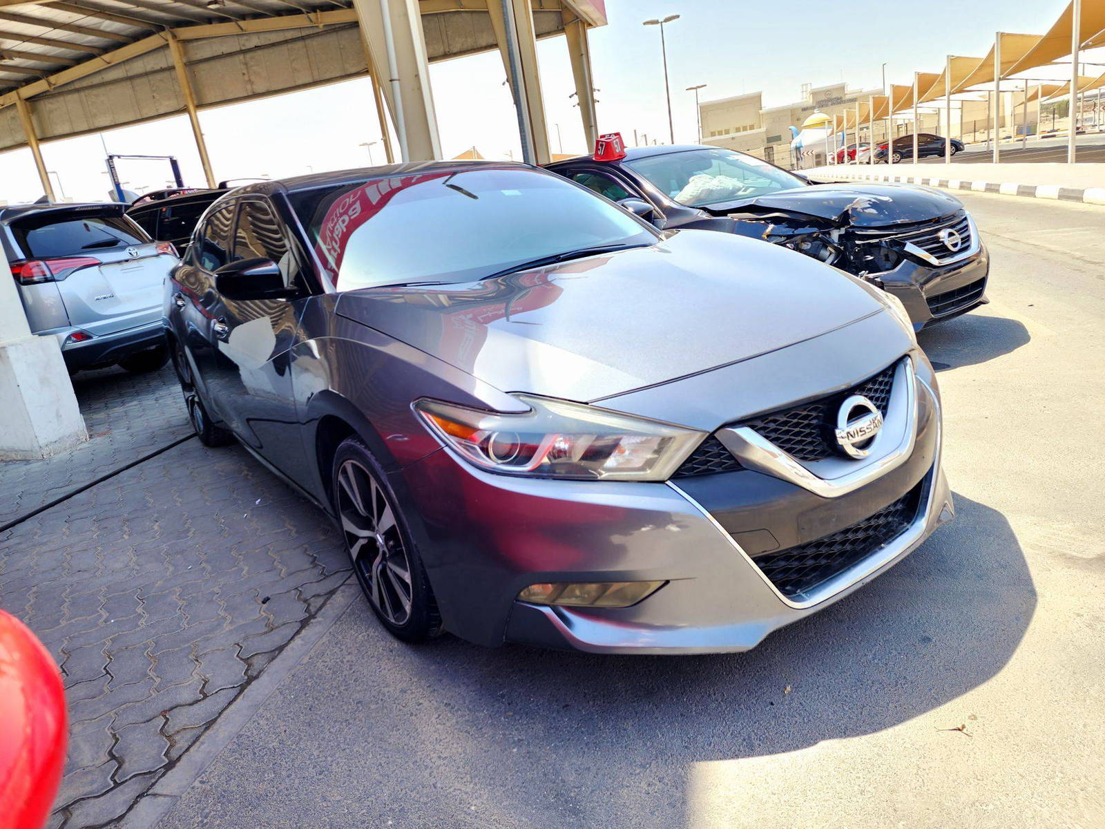 2018 NISSAN MAXIMA — 163779 KM — Lot XJC376789 — Souq - Marhaba Auctions Used Cars - Image 4