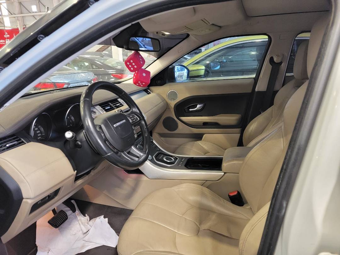 2015 LAND ROVER RANGE ROVER EVOQUE — 176960 KM — Lot FH036075 — Main - Marhaba Auctions Used Cars - Image 8
