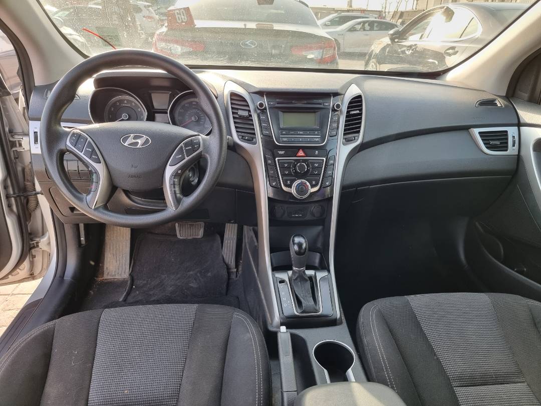 2014 HYUNDAI ELANTRA GT — 97669 Miles — Lot 0125487 — Ind. 12 - Marhaba Auctions Used Cars - Image 8