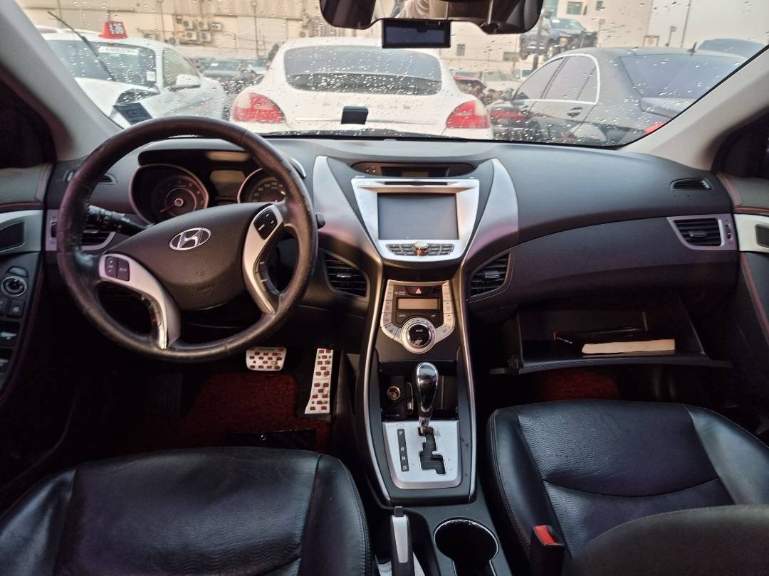 2011 HYUNDAI AVANTE — 146226 KM — Lot 215487 — Ind. 12 - Marhaba Auctions Used Cars - Image 7
