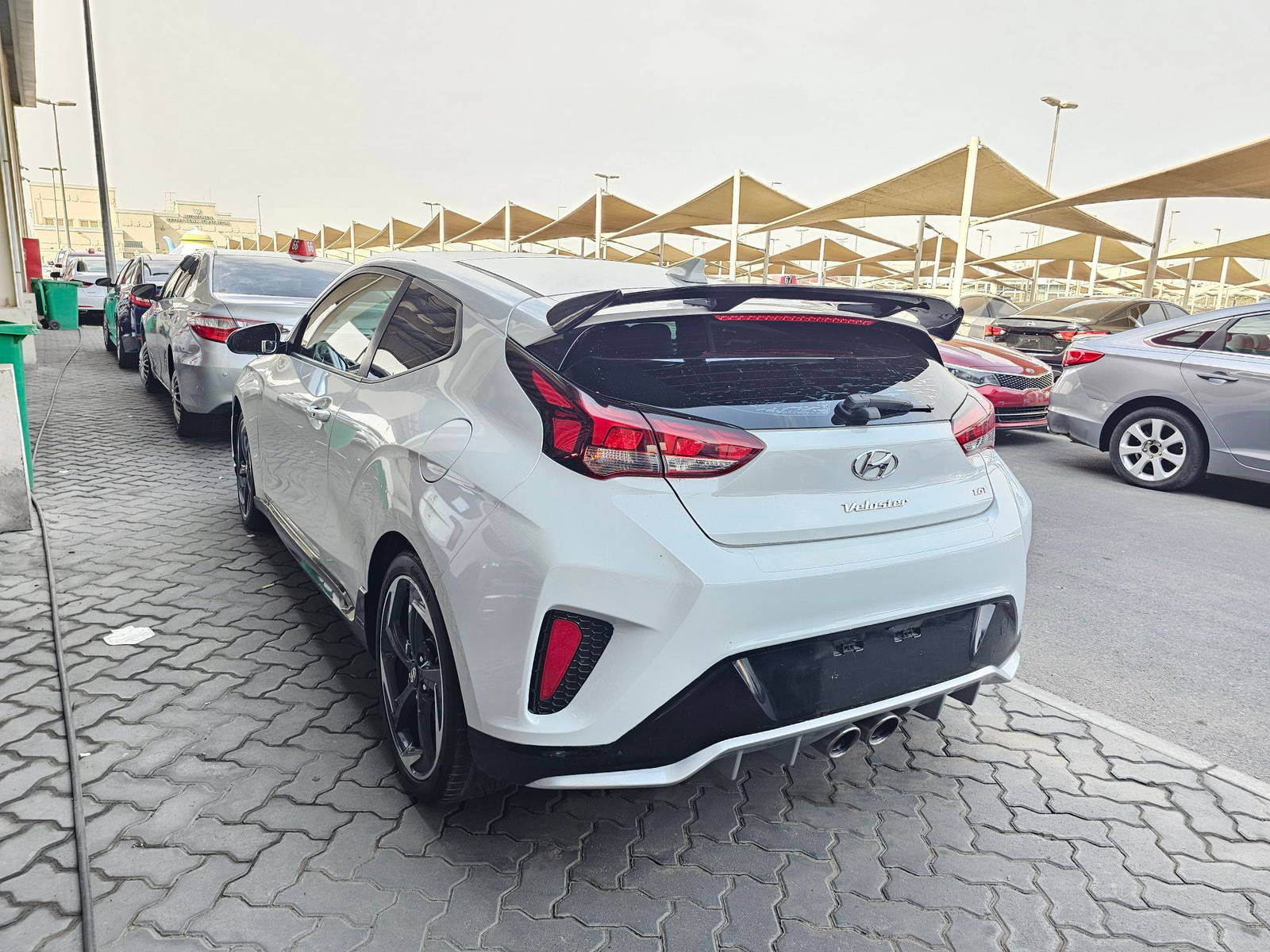 2020 HYUNDAI VELOSTER — 54614 Miles — Lot 0LU028544 — Souq - Marhaba Auctions Used Cars - Image 3