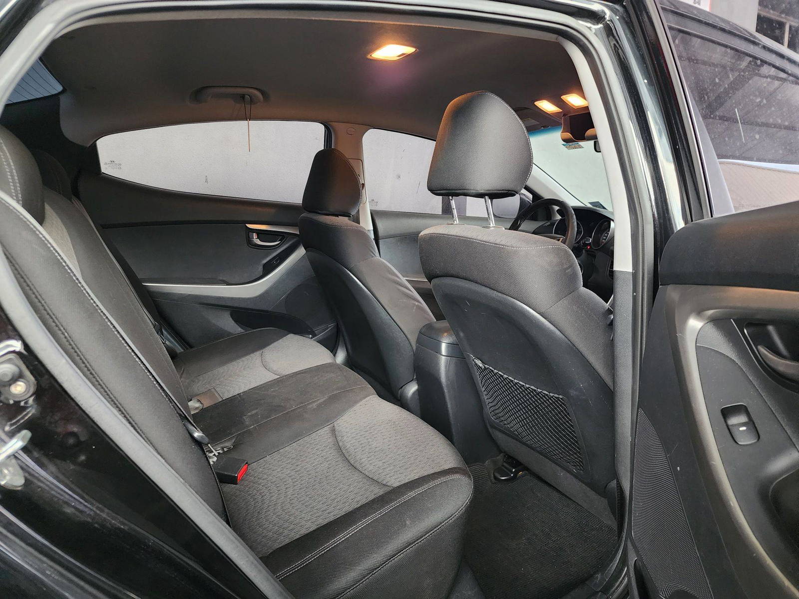 2011 HYUNDAI AVANTE — 188617 KM — Lot 092291 — Souq - Marhaba Auctions Used Cars - Image 7