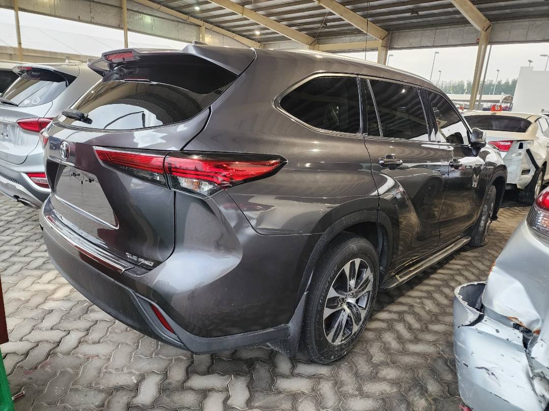 2021 TOYOTA HIGHLANDER — 126981 Miles — Lot 37362003 - Marhaba Auctions Used Cars - Image 9