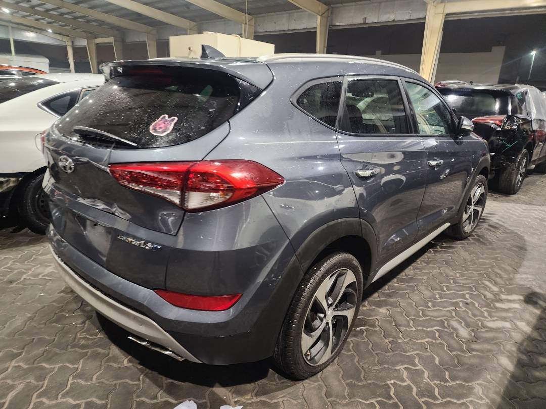 2017 HYUNDAI TUCSON — 123672 Miles — Lot 75759563 - Marhaba Auctions Used Cars - Image 9