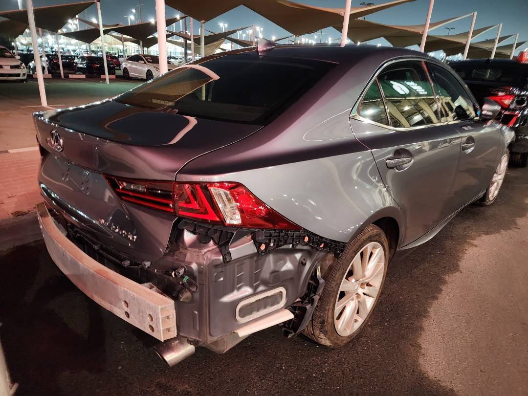 2015 LEXUS IS 250 — 101170 Miles — Lot F5028977 - Marhaba Auctions Used Cars - Image 9