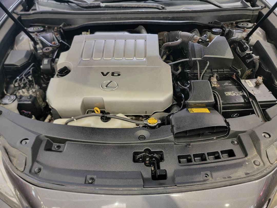 2013 LEXUS ES 350 — 132967 Miles — Lot D2037087 — Souq - Marhaba Auctions Used Cars - Image 12