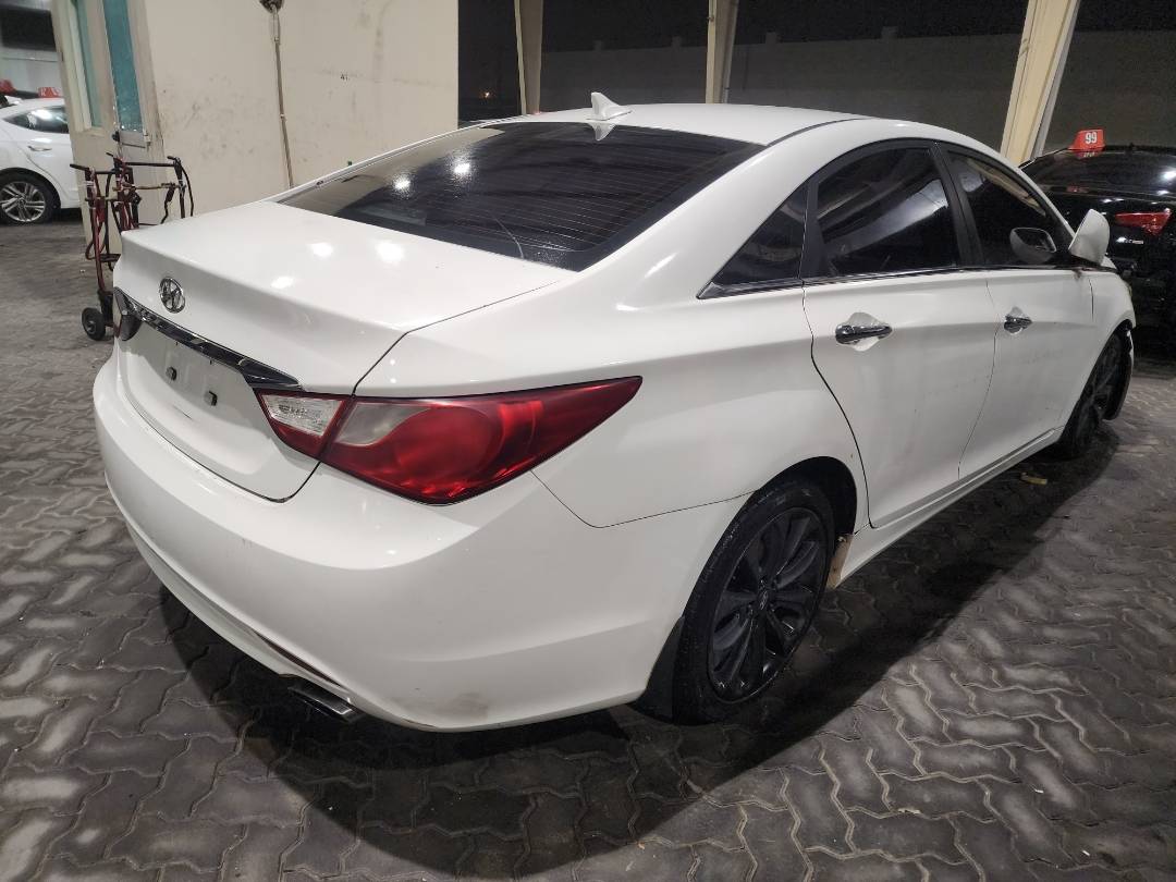 2011 HYUNDAI SONATA — 223621 Miles — Lot BH164672 - Marhaba Auctions Used Cars - Image 9