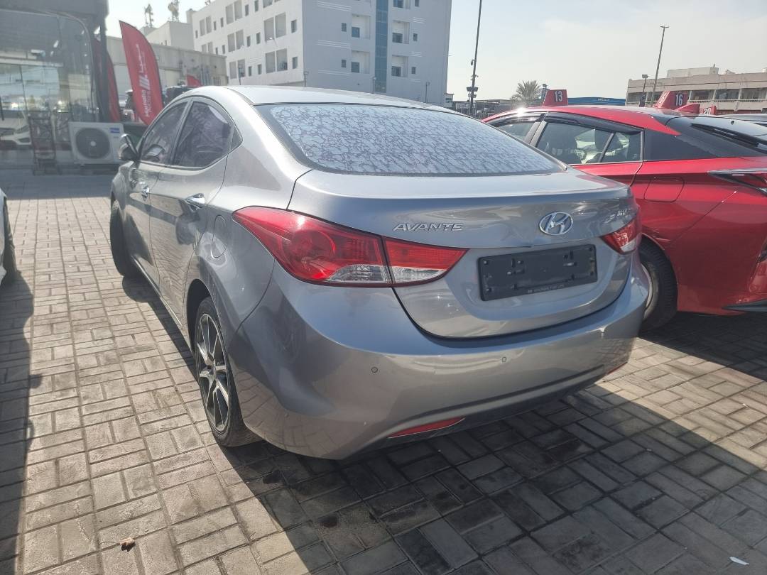 2012 HYUNDAI AVANTE — 237957 KM — Lot 615740 — Ind. 12 - Marhaba Auctions Used Cars - Image 5