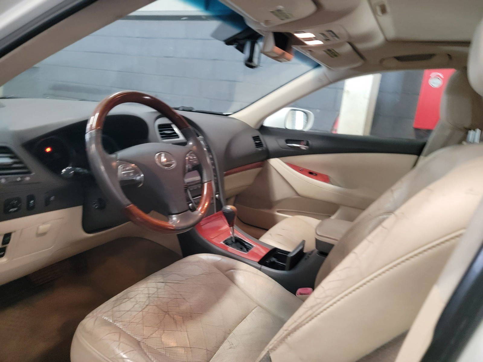 2011 LEXUS ES 350 — 152576 Miles — Lot B2442437 — Main - Marhaba Auctions Used Cars - Image 8