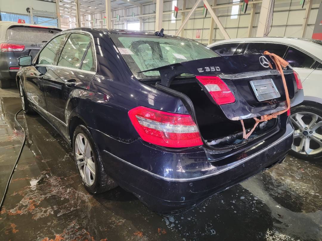 2011 MERCEDES BENZ E 350 — 113966 Miles — Lot 0BA363441 — Main - Marhaba Auctions Used Cars - Image 6
