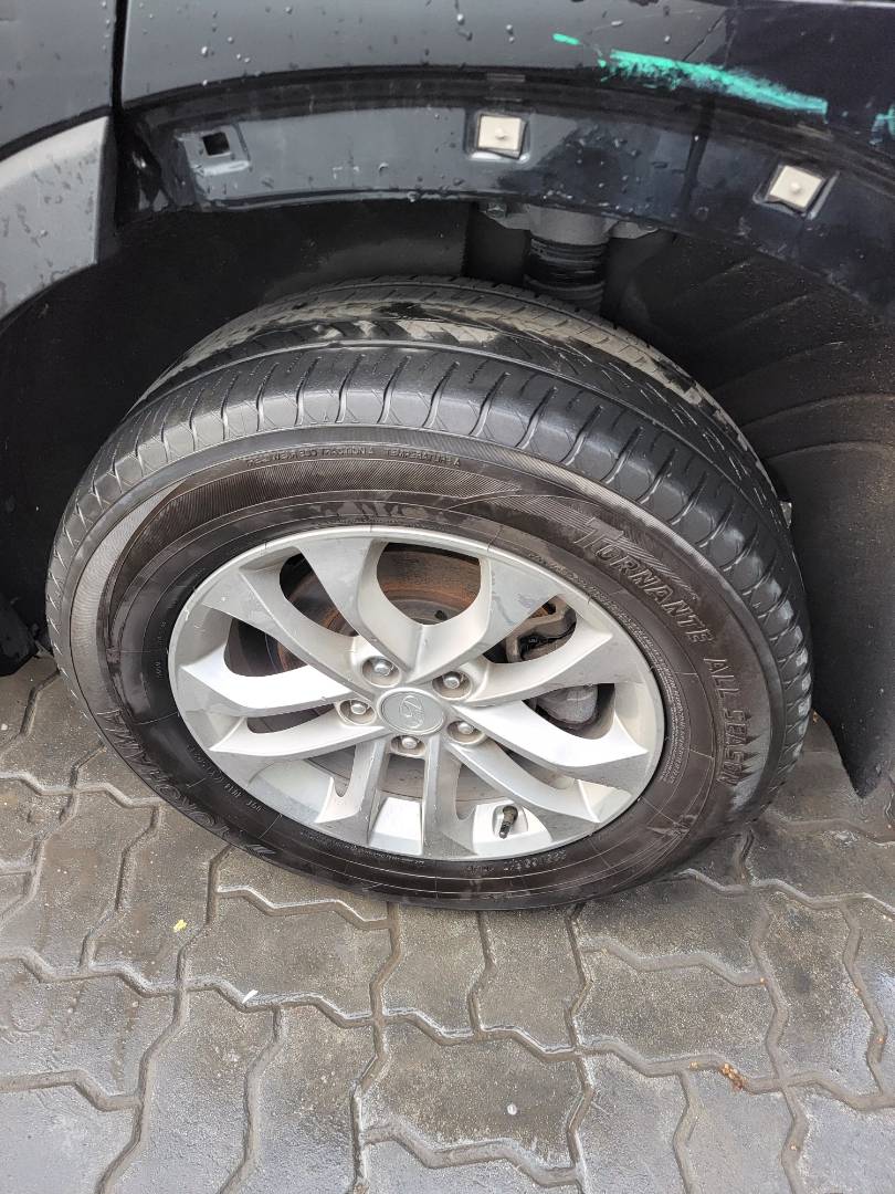 2019 HYUNDAI SANTA FE — 93063 Miles — Lot H018475 — Main - Marhaba Auctions Used Cars - Image 8